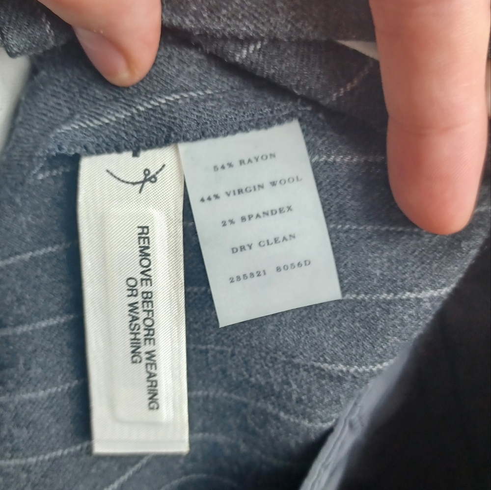 Ann Taylor dress pants 2P virgin wool blend - Picture 6 of 6